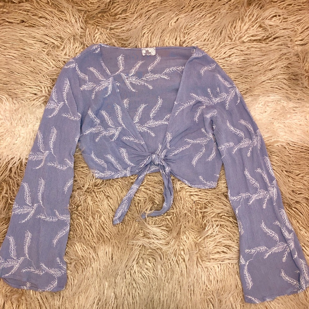 Tie crop top